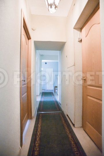 3-к. квартира, 71 м², 3/5 эт.