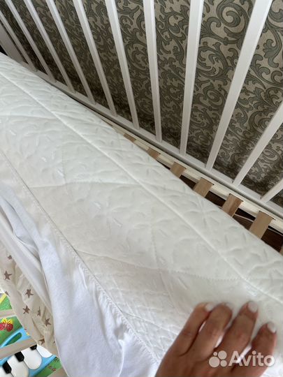 Детская кровать с матрасом