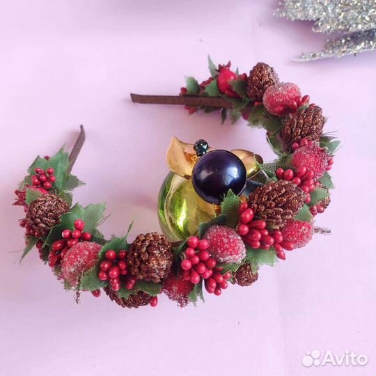 Ободок из ягодок