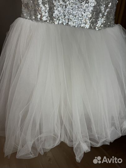 Нарядное платье для девочки