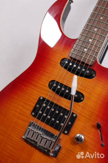 Fernandes Superstrat Электрогитара
