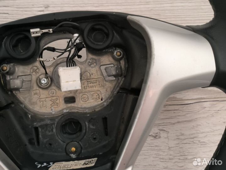 Ford fiesta mk 6 руль