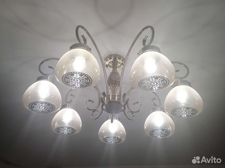 Люстра потолочная