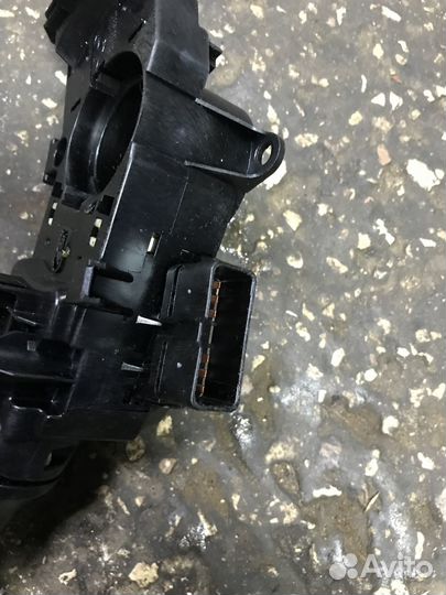 Переключатель поворотников Hyundai Solaris