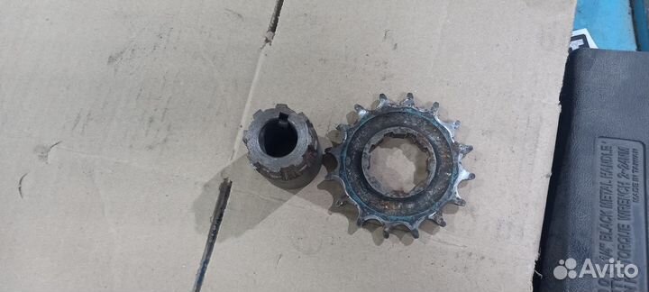 Звездочка под цепь 15.875