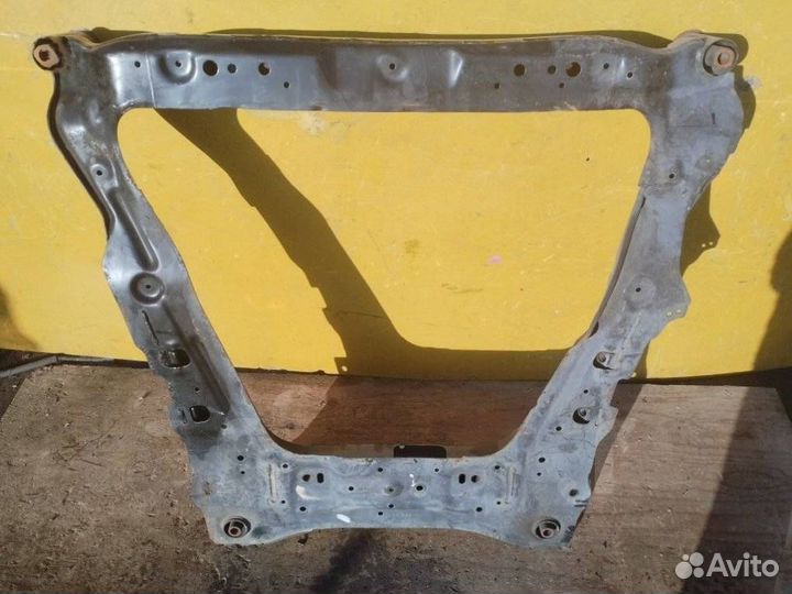 Подрамник двигателя Nissan X Trail T32