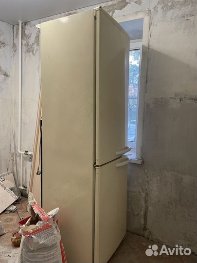 Холодильник