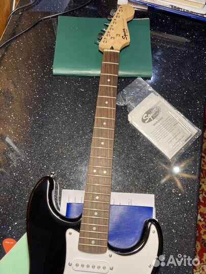 Электрогитара fender squier bullet strat