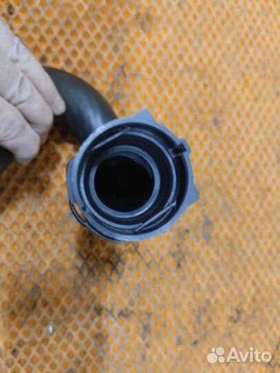 Патрубок передний Audi A6 C7 C7 cgwb 2012