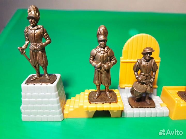 Солдатики- металл из киндер-сюрприза