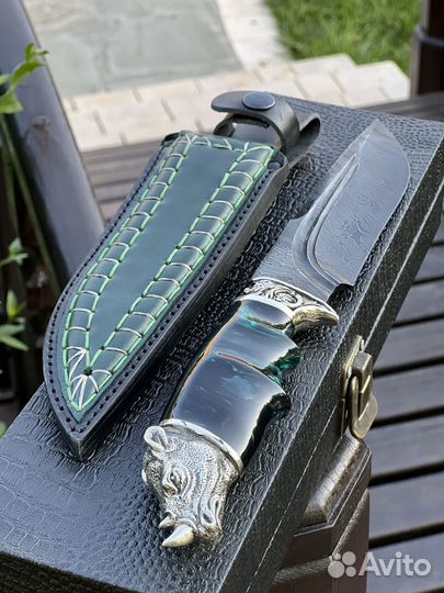 Нож носорог