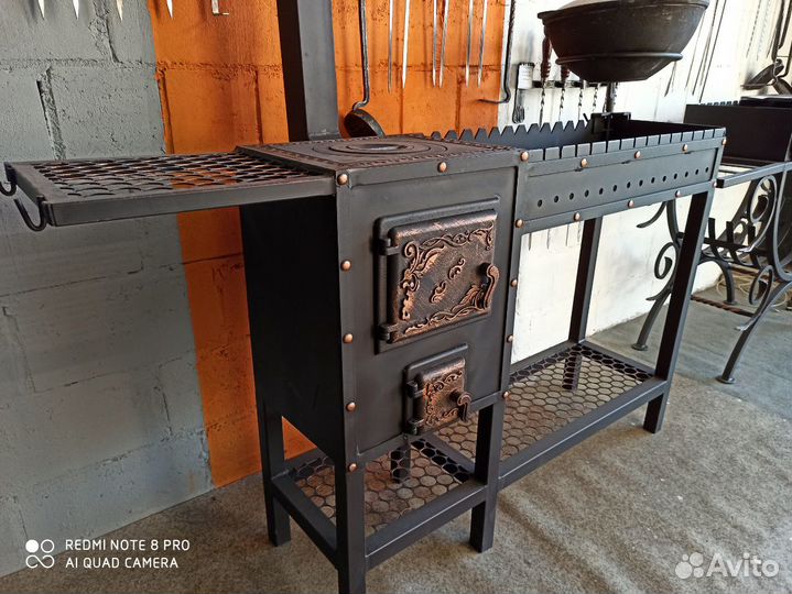 Мангал 4мм. с печью (чугун плита) Арт. 0124