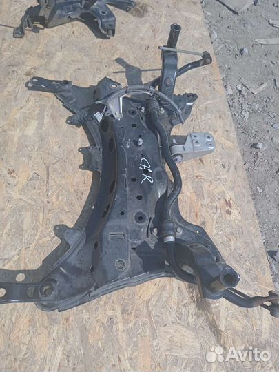 Подрамник Toyota C-HR