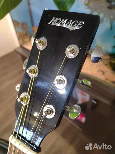 Продам гитару Homage LF-4111-BK