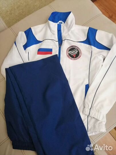 Спортивный костюм для тхеквондо