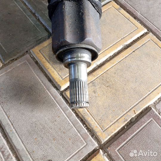 Привод полуось передняя правая Киа сид 1 АКПП