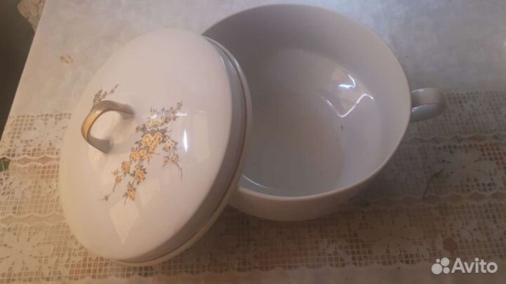 Набор посуды супница + тарелки