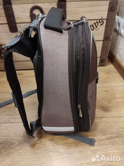 Продается рюкзак для школьника