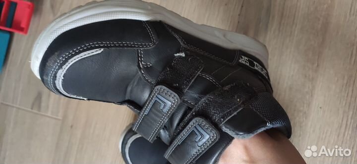 Ботинки для мальчика. 33 размер