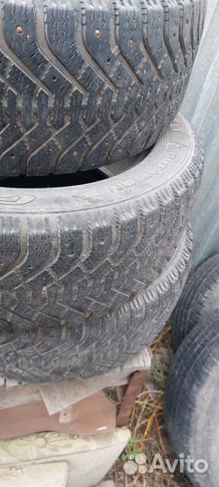 Goodyear UltraGrip 500 225/55 R16