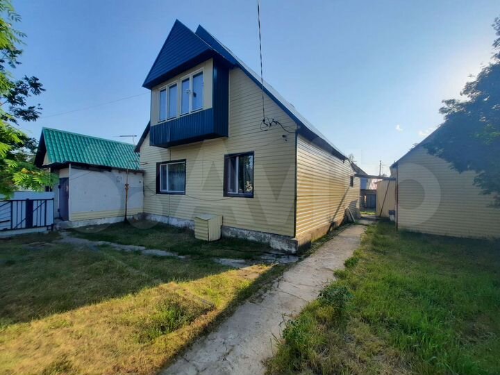 Дом 105 м² на участке 4,4 сот.