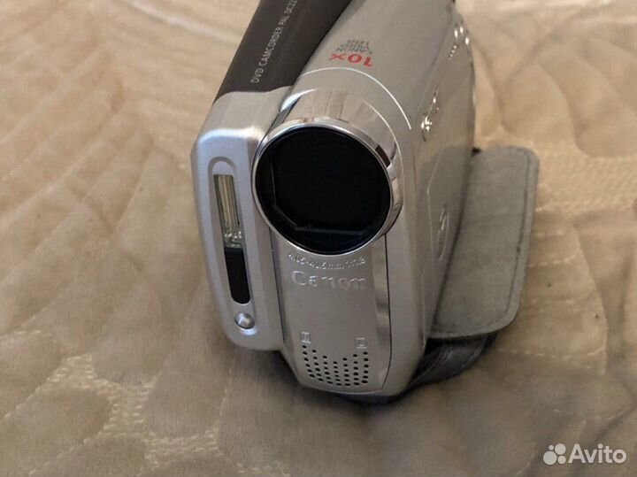 DVD видеокамера canon DC 22. 10X