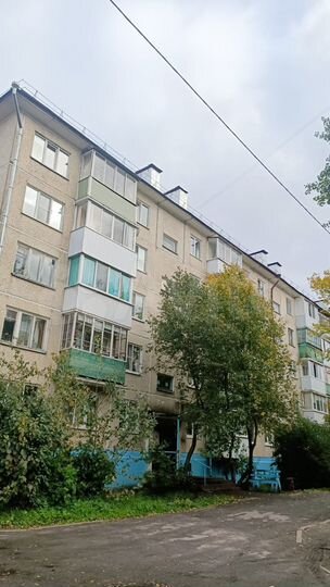 4-к. квартира, 60 м², 1/5 эт.