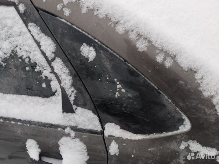 Форточка гранта седан