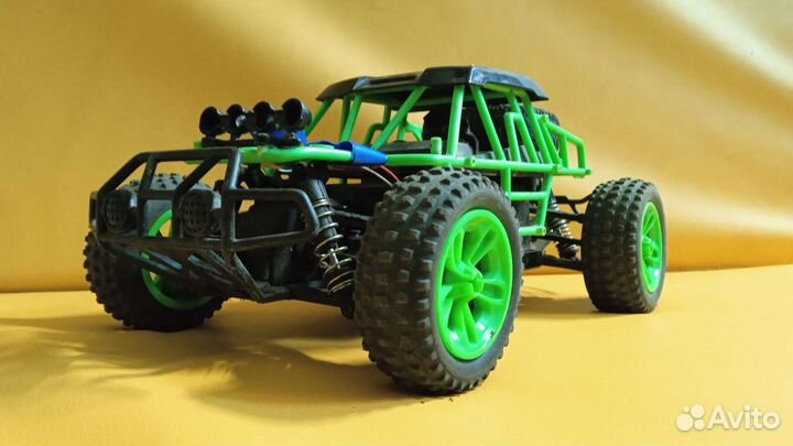 Машина на радиоуправлении buggy