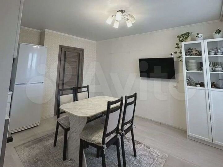 2-к. квартира, 53 м², 5/14 эт.