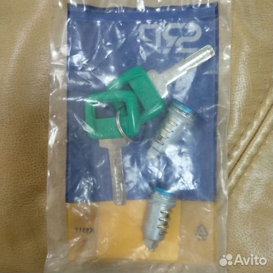 Замок зажигания 15199486 Volvo BL