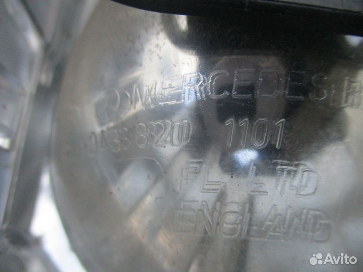 Фонарь освещения салона левый Mercedes-Benz A94382