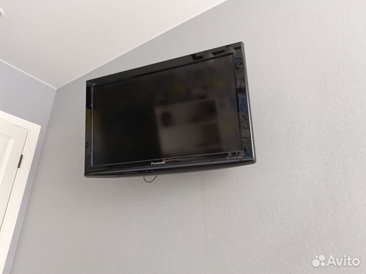 Телевизор Panasonic TX-LR32u20