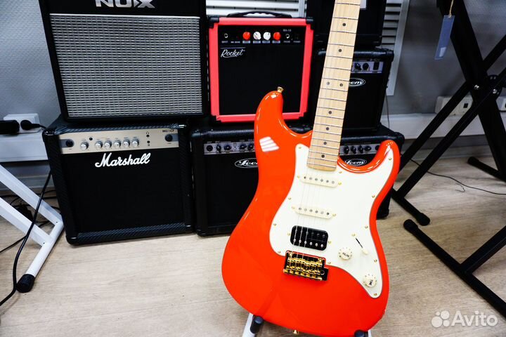 Электрогитара с комбиком (новая)