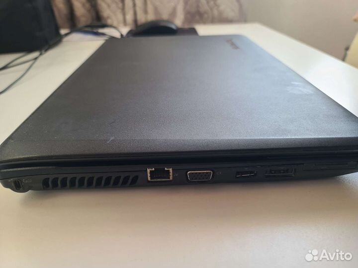 Ноутбук lenovo g560