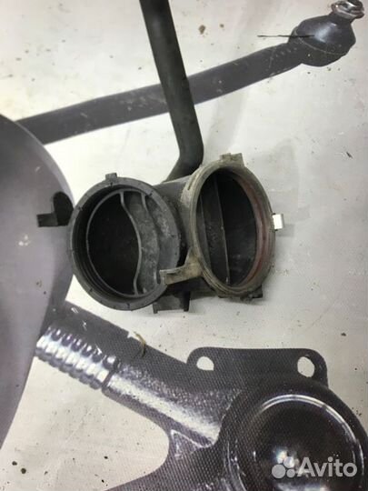 Патрубок воздушного фильтра Mercedes-Benz E-Class