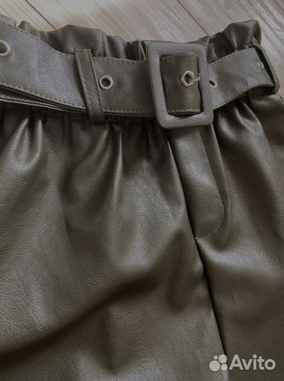 Кожаные шорты