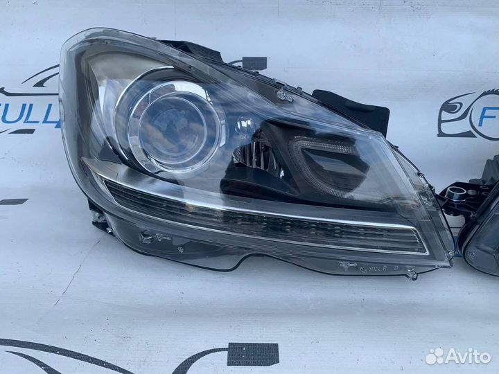 Фары Mercedes w204 c204 ксенон рестайлинг