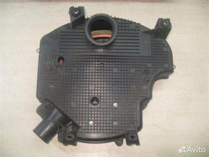 Корпус воздушного фильтра Renault Sandero 1 (BS11