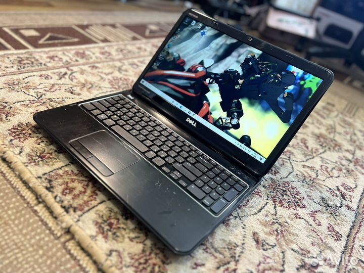 Игровой Ноутбук Dell core i5/6гб/ssd/ GT 525m