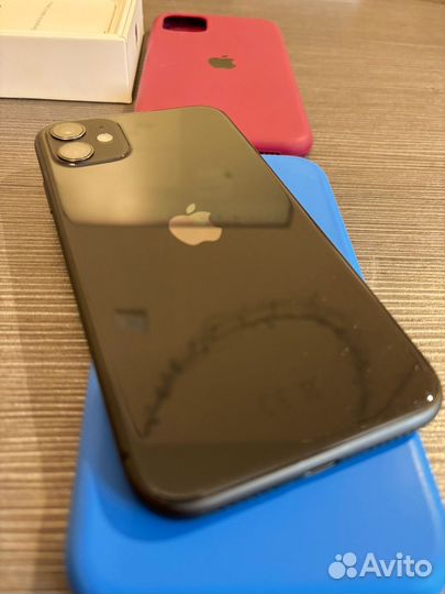 iPhone 11, 64 ГБ