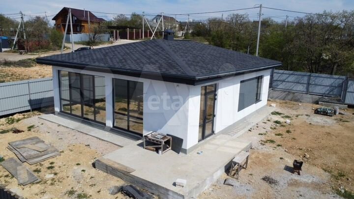 Дом 79,9 м² на участке 8 сот.