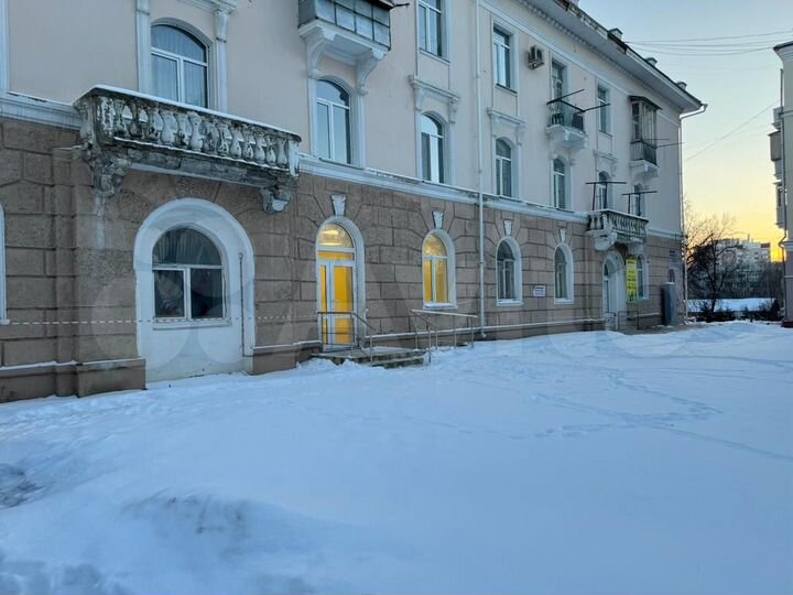 Торговая площадь, 92 м²