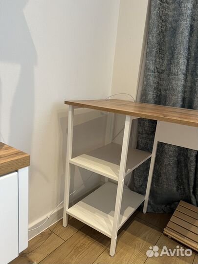 Письменный стол