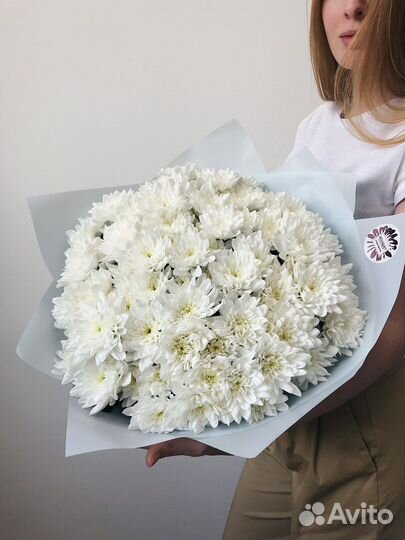 Букет из хризантем от