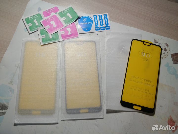 Защитное стекло на телефон