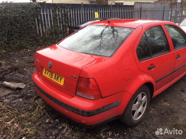 Разбор на запчасти Volkswagen Bora