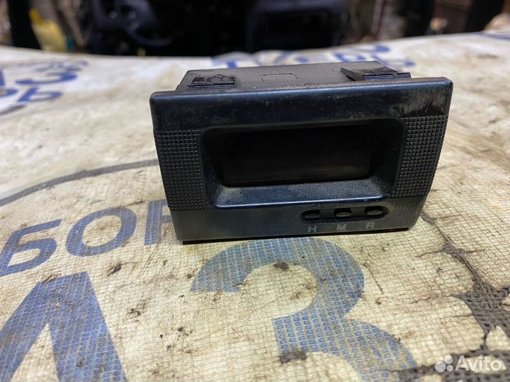 Часы Спектра