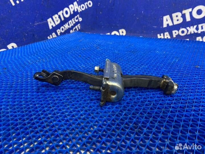 Ограничитель двери Ford Explorer внедорожник KX