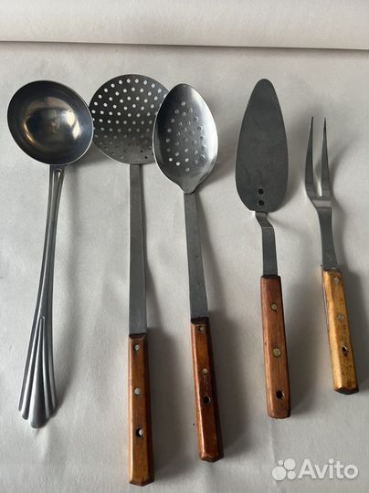 Столовые приборы